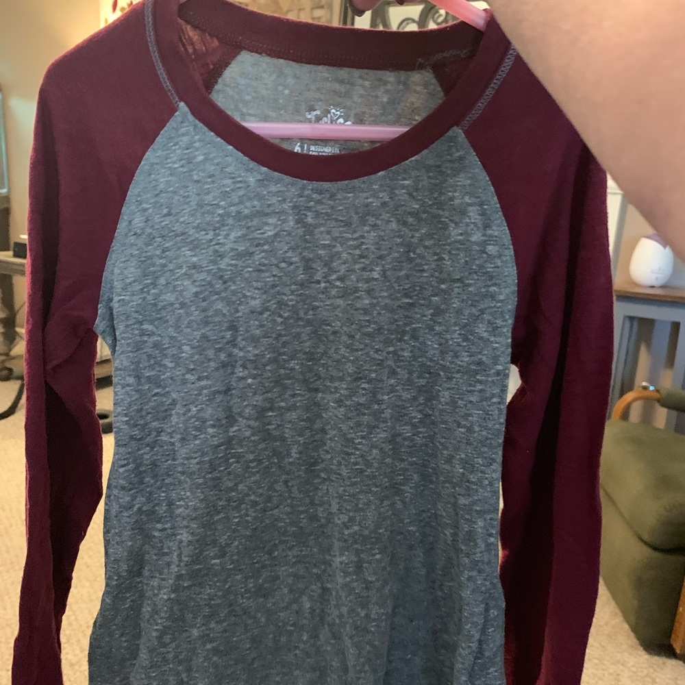 Justice brand size 6 baseball raglan